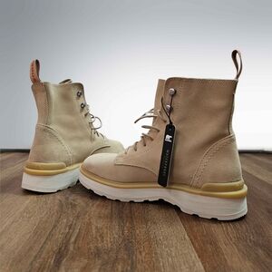 NWT Sorel Women's Leather Waterproof Boots